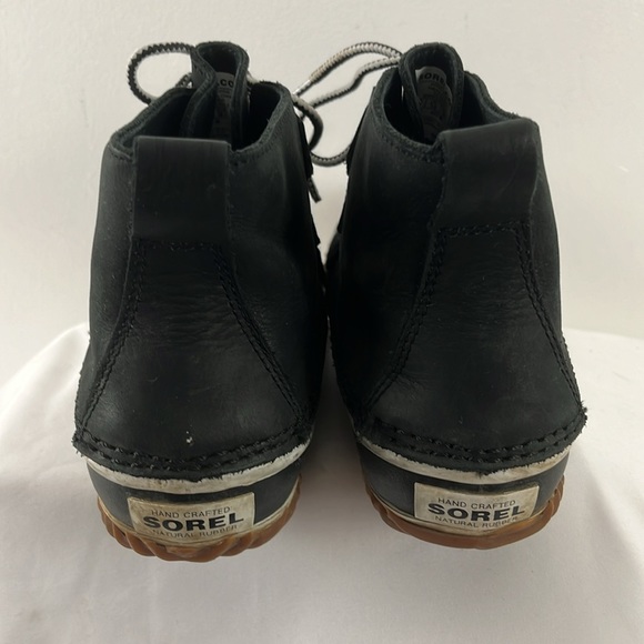 Sorel Black and White Ankle Boots with Tan Soles - Picture 6 of 9